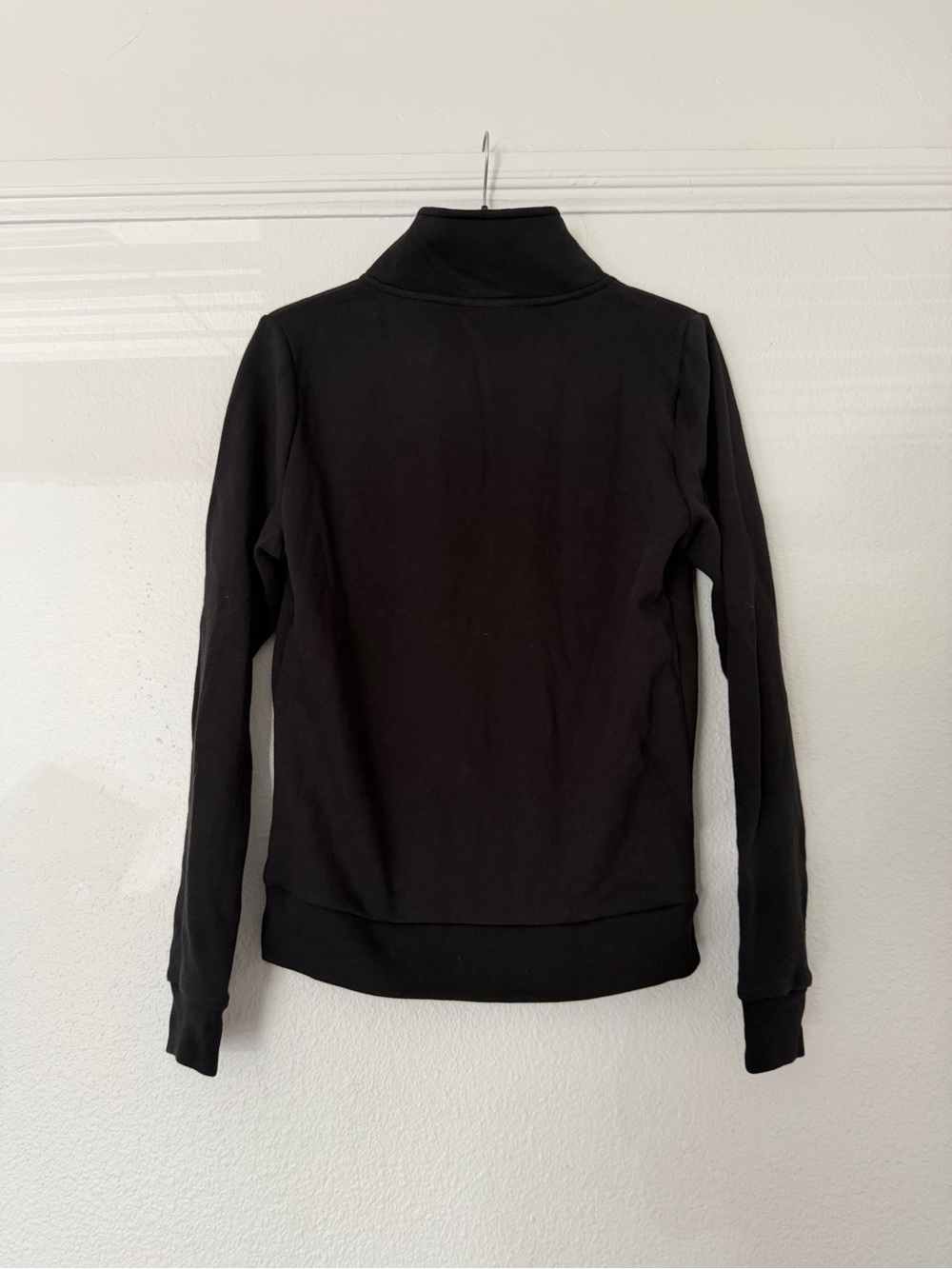 NWT PINK Half-Zip Pullover Sweatshirt in Black White Logo Quarter Zip Victoria’s - Picture 2 of 3